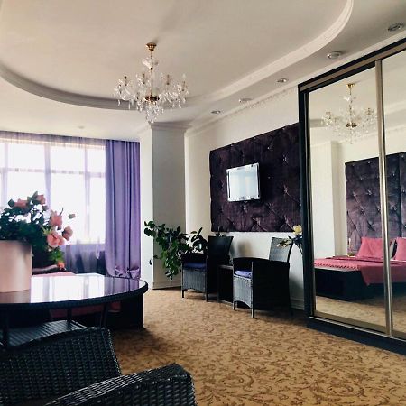 Arkpalmira Hotel Одеса Екстериор снимка