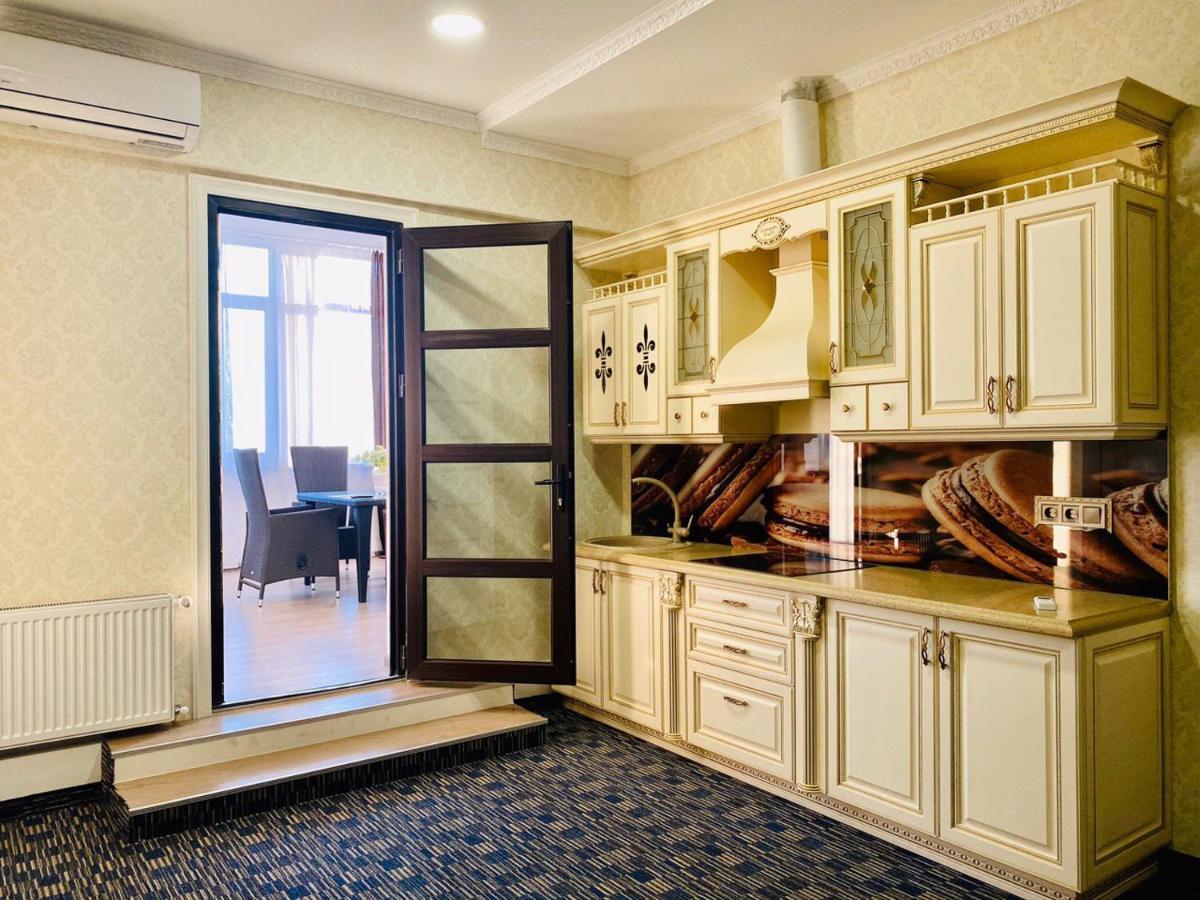 Arkpalmira Hotel Одеса Екстериор снимка