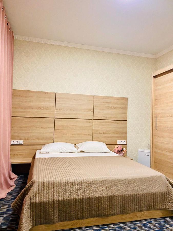 Arkpalmira Hotel Одеса Екстериор снимка