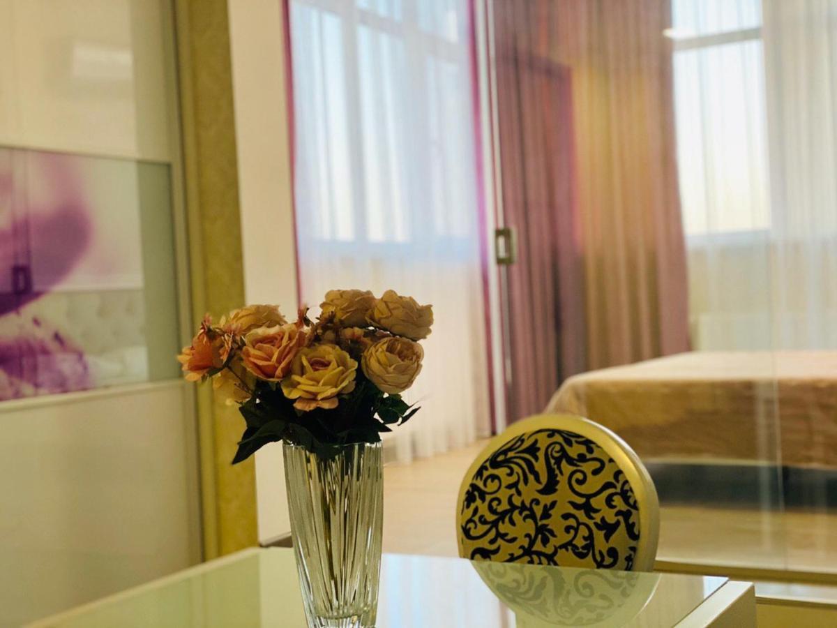 Arkpalmira Hotel Одеса Екстериор снимка